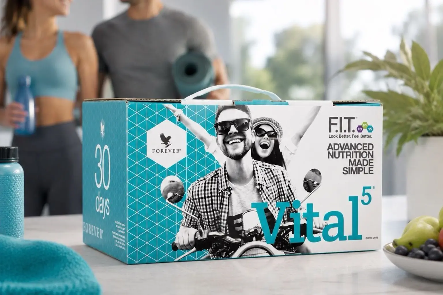 Vital5 s Forever Freedom v produktové a každodenní scéně